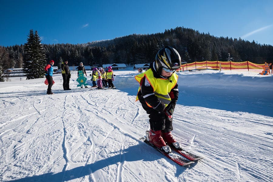 Sezóna 2019/2020 ve Ski areálu Razula vrcholí: o víkendu bude testování skialpů a dětský závod