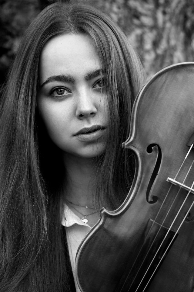 Hudební večer na Lanterně: houslistka Alžběta Králová, 19. 12. 2025