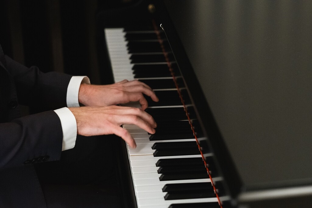 Hudební večer v Lanterně: piano s A. Hartingerovou, 9. 3. 2025