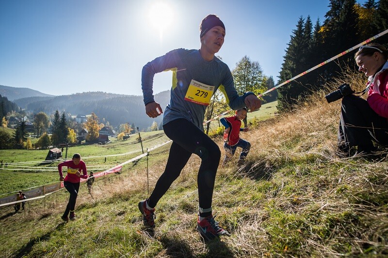 Běhej Valachy ve Velkých Karlovicích odstartuje maratonská legenda Eva Vrabcová Nývltová