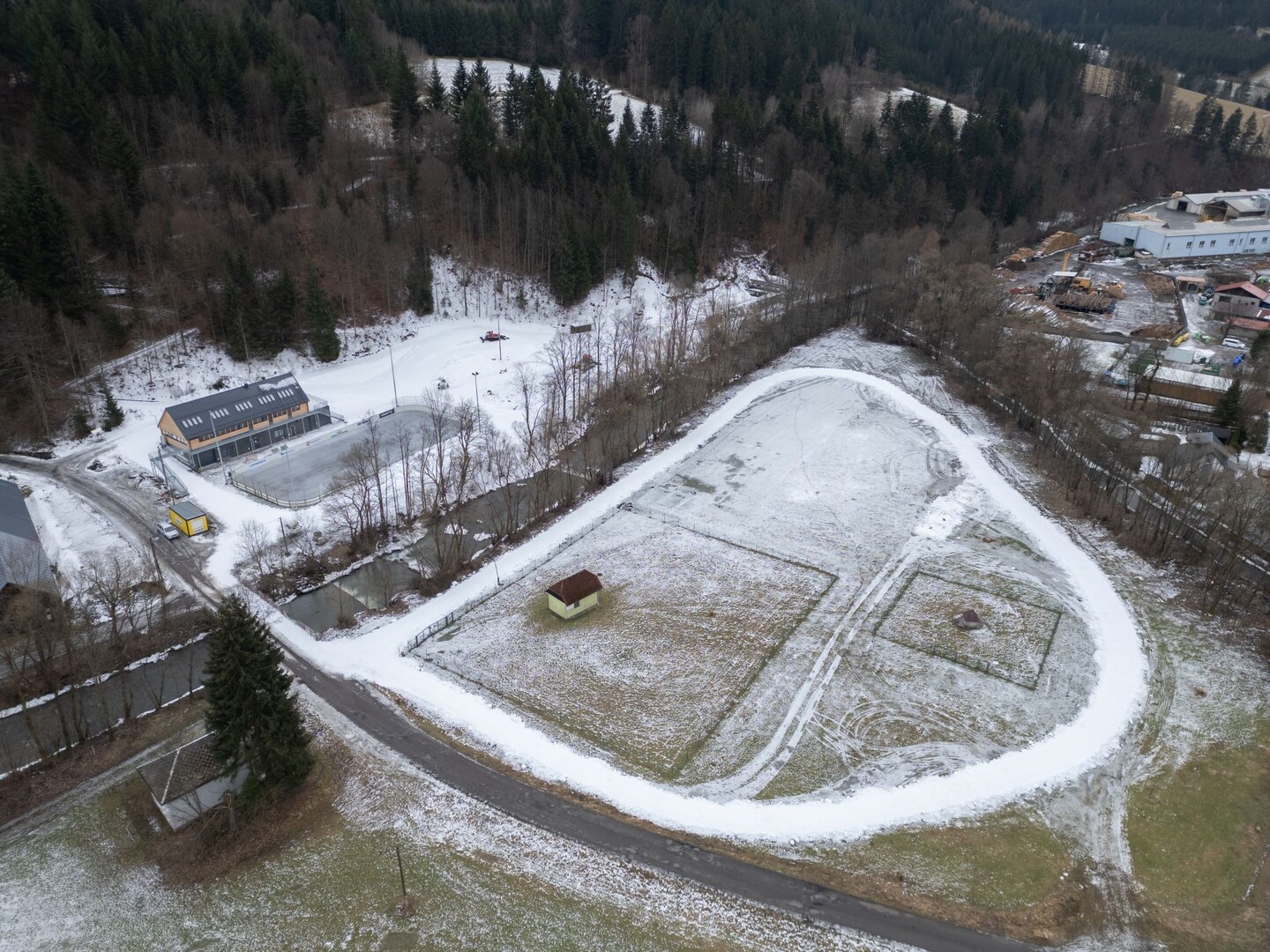 Noční stopa Valachy i přes nedostatek sněhu bude: přesune se do biatlonové arény